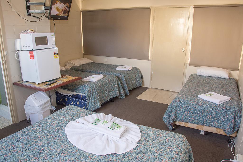 The Swiss Motel Cooma Εξωτερικό φωτογραφία