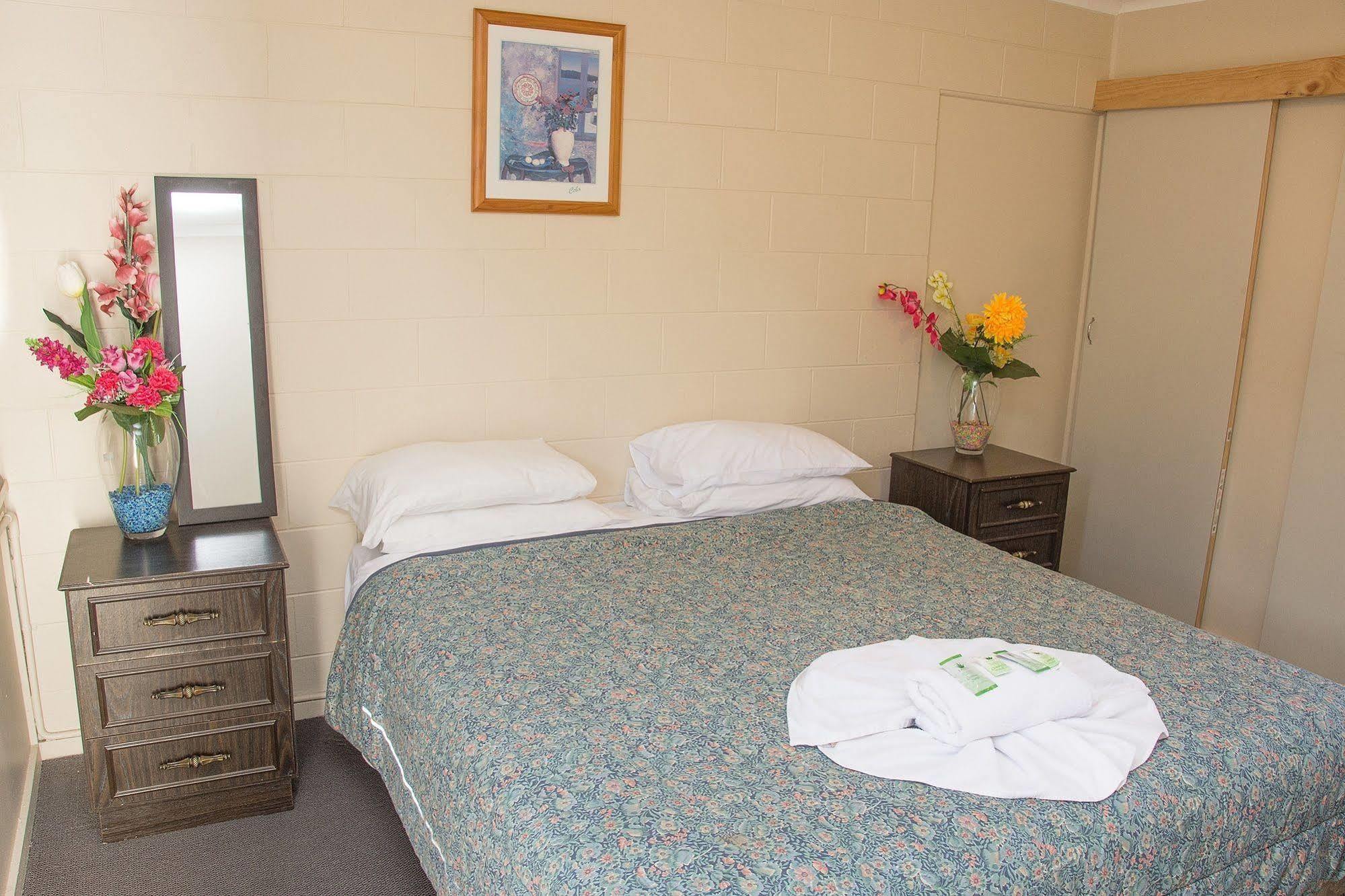 The Swiss Motel Cooma Εξωτερικό φωτογραφία